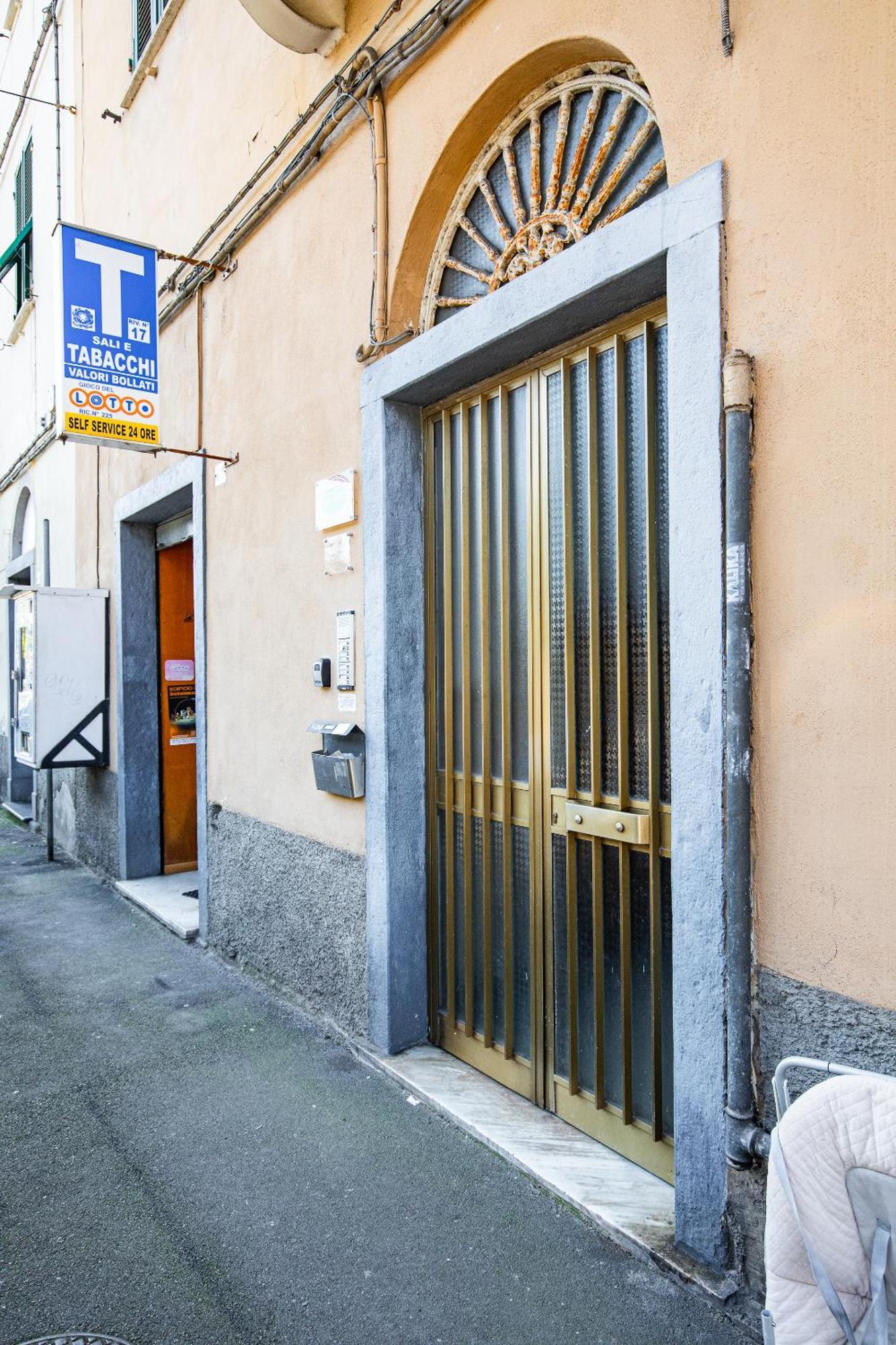 Elegante Dimora La Spezia-Free Parking Lägenhet Exteriör bild